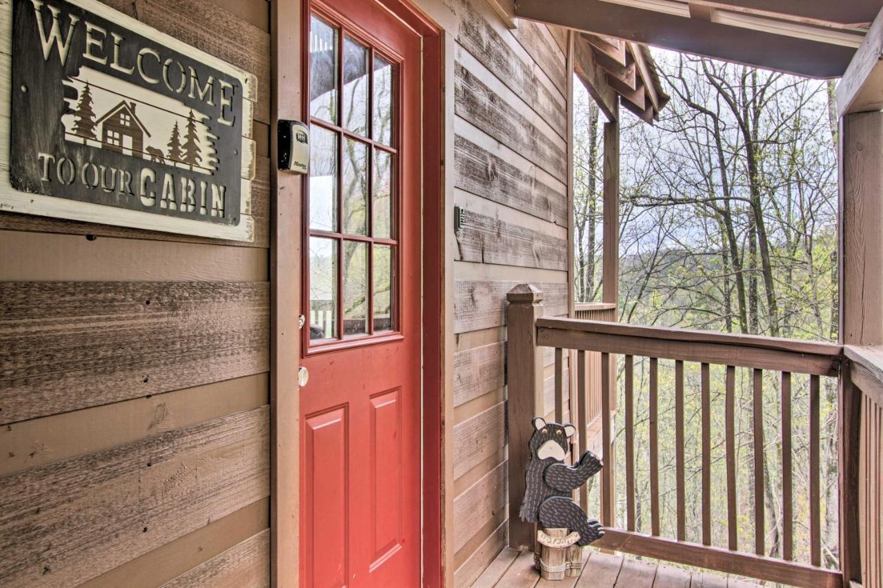 Sevierville Sanctuary Hot Tub, Pool Table And Deck! Exterior foto